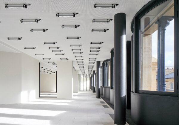 Umbau eines Postgebudes in Paris von Dominique Perrault