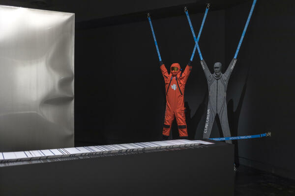 �Antarctic Resolution� (13) von Giulia Foscari und Unless.