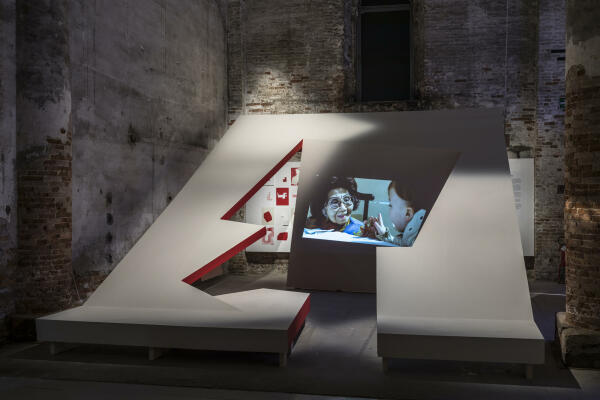 Station S5 zum Thema �Open Collectives� von Rafi Segal, Sarah Williams mit Greg Lindsay, Marisa Mor�n Jahn und Studio REV.