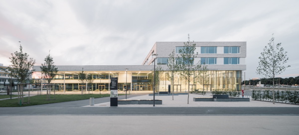 Schulcampus in M�nchen von sch�rmann dettinger architekten