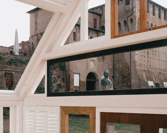 Tempor�rer Minipavillon von Federico Babina in Lugo