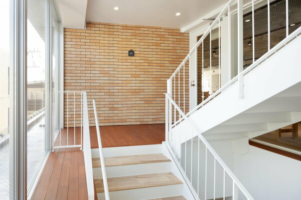 Werkst�tten in Osaka von Kosuke Bando und nanometer