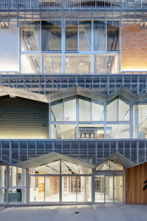 Werksttten in Osaka von Kosuke Bando und nanometer