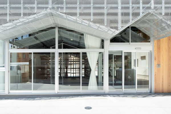 Werkst�tten in Osaka von Kosuke Bando und nanometer