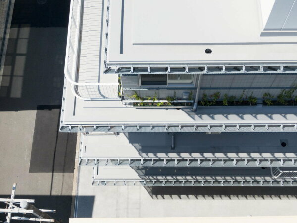 Werkst�tten in Osaka von Kosuke Bando und nanometer