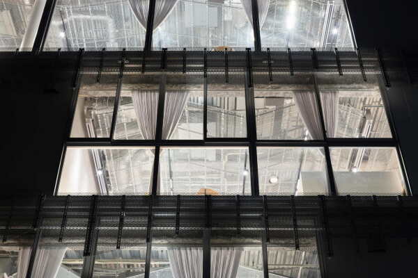 Werksttten in Osaka von Kosuke Bando und nanometer