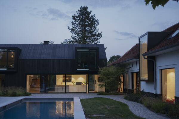 Umbau eines Gutshofes in Nordfrankreich von Coldefy