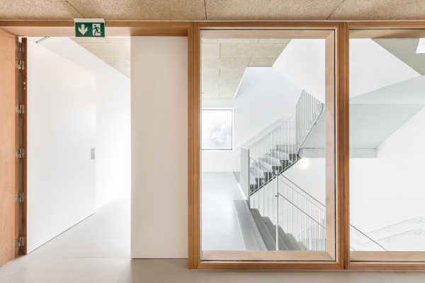 Schule in Middelkerke von B-architecten und A1AR