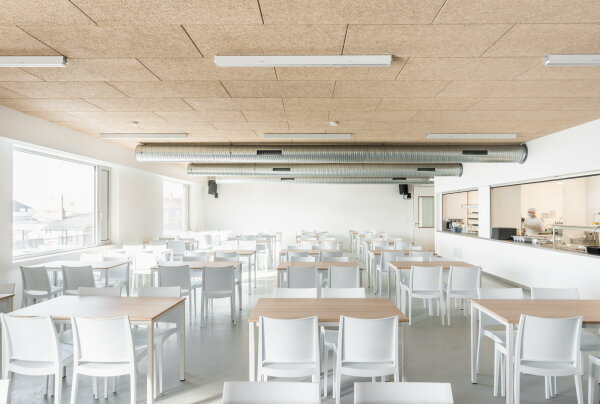 Schule in Middelkerke von B-architecten und A1AR
