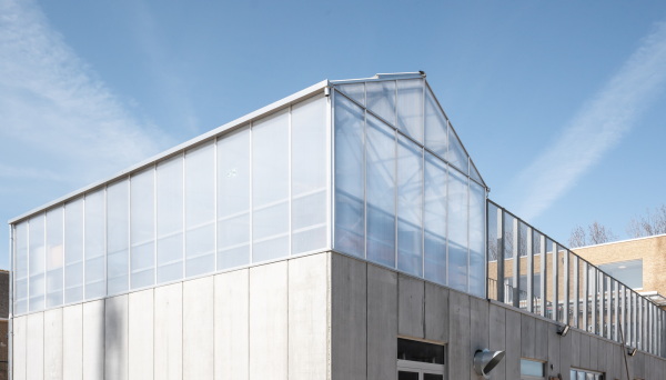 Schule in Middelkerke von B-architecten und A1AR