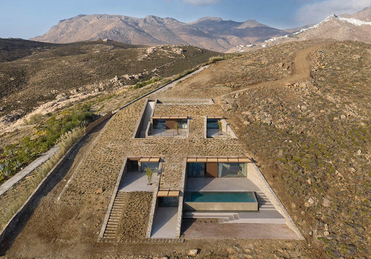 Versunkener Keil - Villa auf der griechischen Insel Serifos von Mold Architects
