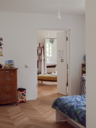 Wohnhauserweiterung in Fribourg von Aviolat Chaperon Escobar Architectes