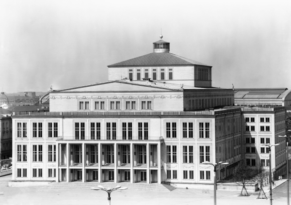 Oper Leipzig, 1954-1960, Architekten: Kunz Nierade / Kurt Hemmerling