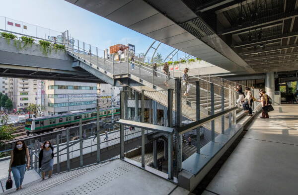 Park mit Einkaufszentrum in Tokio von Nikken Sekkei