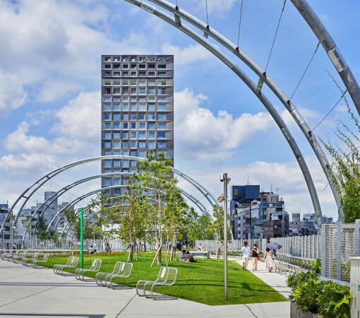 Park mit Einkaufszentrum in Tokio von Nikken Sekkei