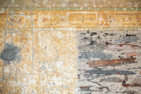 Die Zeitschichten der Wnde bleiben alle sichtbar.