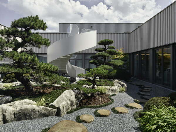 Hotelkomplex in Weggis von Davide Macullo Architects