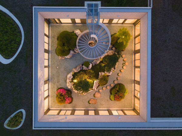 Hotelkomplex in Weggis von Davide Macullo Architects