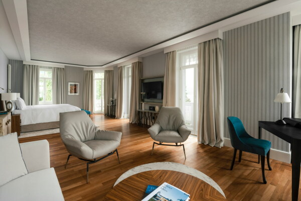 Hotelkomplex in Weggis von Davide Macullo Architects