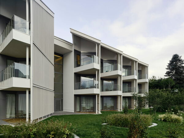 Hotelkomplex in Weggis von Davide Macullo Architects