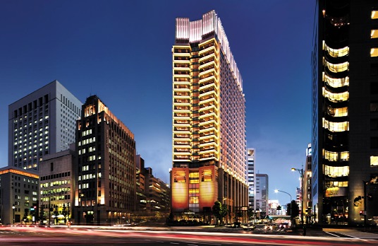 Hotel-Hochhaus in Tokio fertig