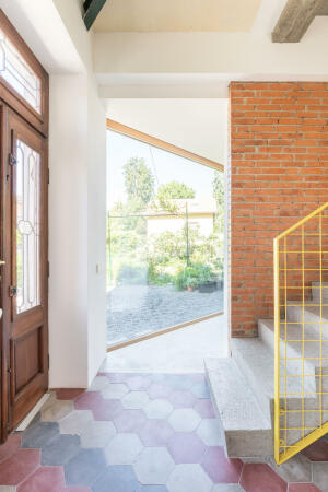 Wohnhauserweiterung in Como von OASI Architects