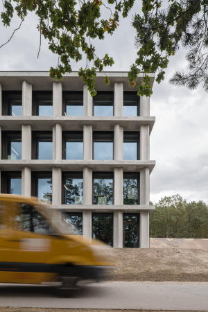 B�rogeb�ude in der Oberpfalz von B�gl Gierer