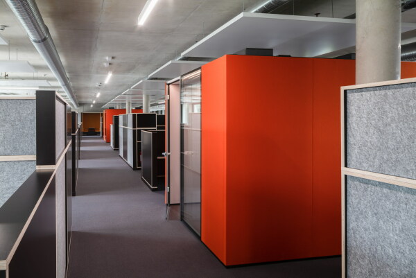 B�rogeb�ude in der Oberpfalz von B�gl Gierer