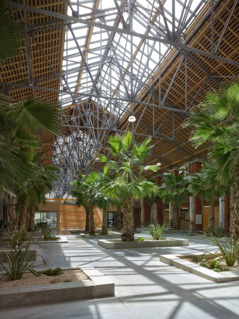 Hallenumbau in Toulouse von Taillandier Architectes Associes