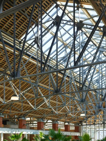 Hallenumbau in Toulouse von Taillandier Architectes Associes