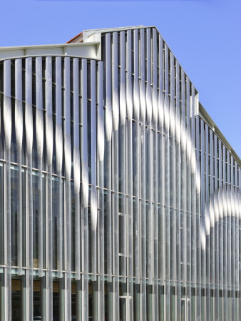 Hallenumbau in Toulouse von Taillandier Architectes Associes