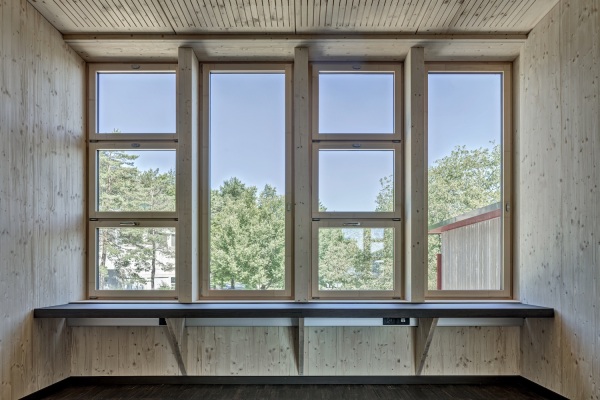 Schulhaussanierung und Anbau bei Z�rich von Oxid