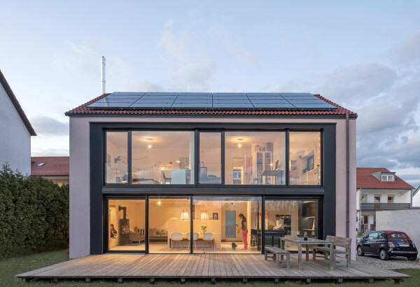 Anerkennung, Kategorie 3: Hause M.akeover, Lappersdorf (Oberpfalz) fabi architekten bda PartGmbB, Bauherren: Jürgen und Daniela Meier