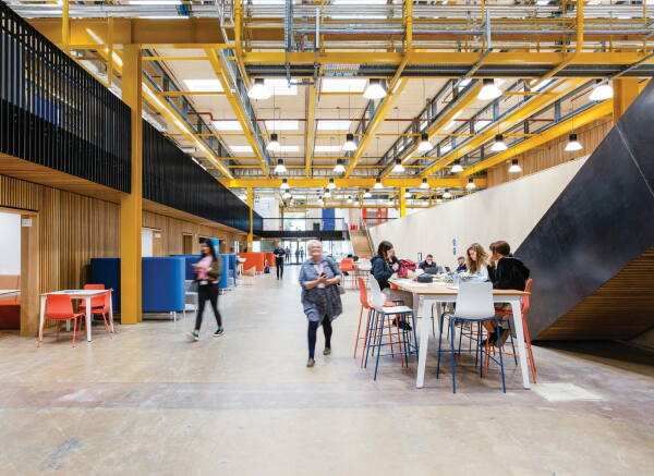 Kunstuniversitt in Bath