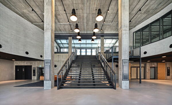 Brogebude in Mnchen von Oliv Architekten