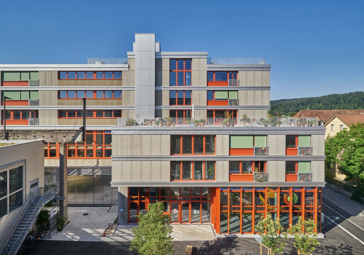 Wohnzimmer trifft Forschungslabor
 - Nutzungshybrid von Rothen Architektur in Winterthur