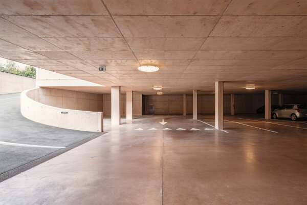 Mobilittszentrum von Roland Baldi Architects