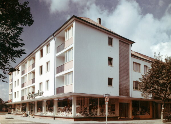 Wohn- und Geschftshaus Bredow, Marl, 1953