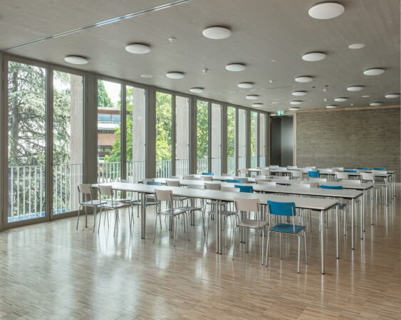 Schulgebude in Genf von David Reffo