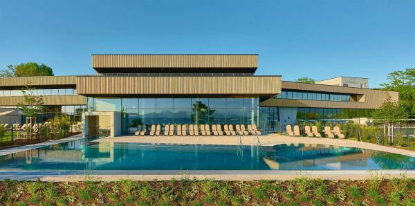 Therme in Lindau von 4a Architekten