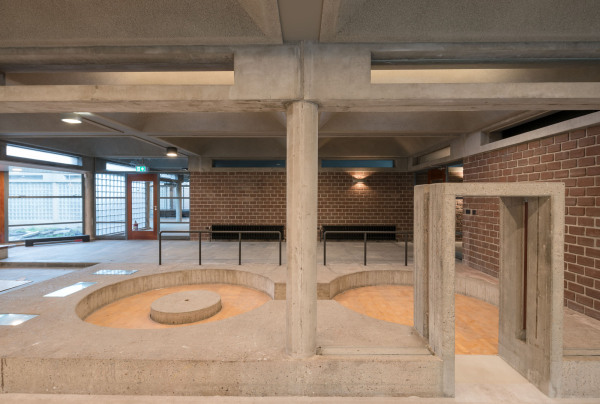Aldo van Eyck, Waisenhaus in Amsterdam, Amsterdam, 195560. WDJArchitecten, angepasste Umnutzung und Renovierung, 20152017