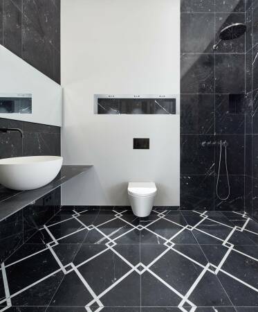 Ein G�stebad im 1. Obergeschoss