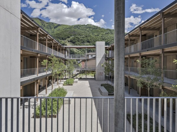 Wohnbauten bei Locarno von Oxid