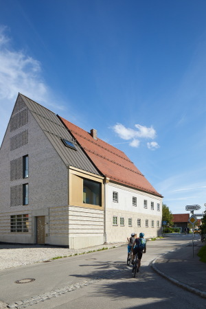 Kategorie Klimagerechte Sanierung: Anerkennung: Neue Dorfmitte Denklingen