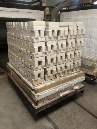 Die Recyclingziegel, die speziell f�r Sand�s End entwickelt wurden