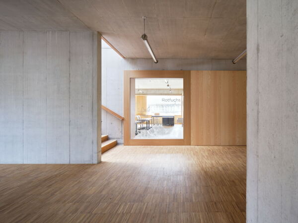 Grundschule von Brandenberger Kloter Architekten