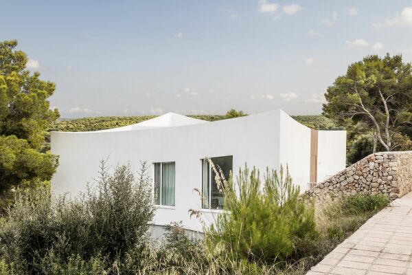 Haus auf Menorca von NOMO Studio