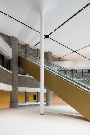 bergangsparlamentsgebude in Den Haag von ZECC