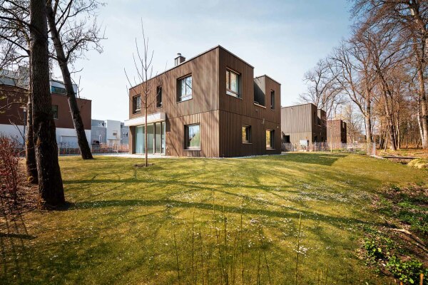 Auszeichnung Premiumwohnen: LAGOM  Modernes Wohnen am Ammersee von lynx architecture