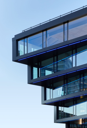 Brobau von Hadi Teherani Architects